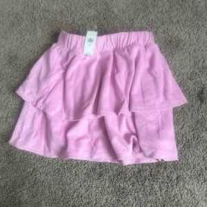 New Tiered Ruffled Skirt for Girls.
Size Large 10.
Fast shipping.